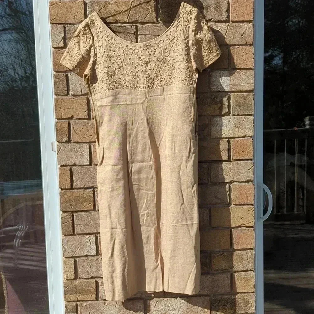 1950's Linen Dress - Picture 3 of 12